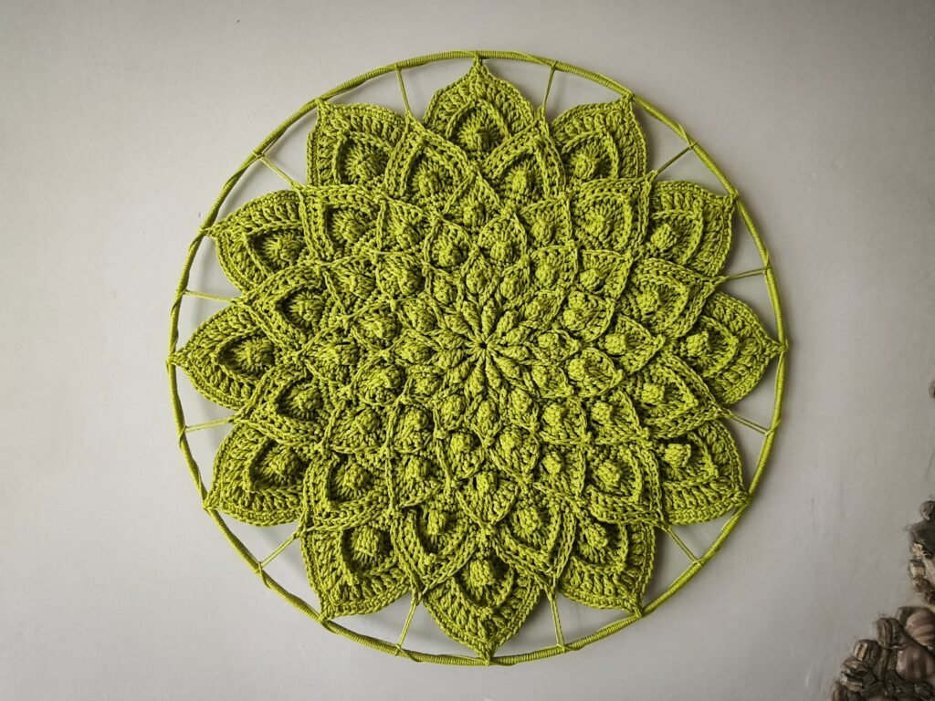 Obuolio žalios spalvos mandala kilimas „Lotas"