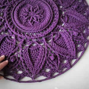 Purpurinės spalvos mandala kilimas „Ulita"