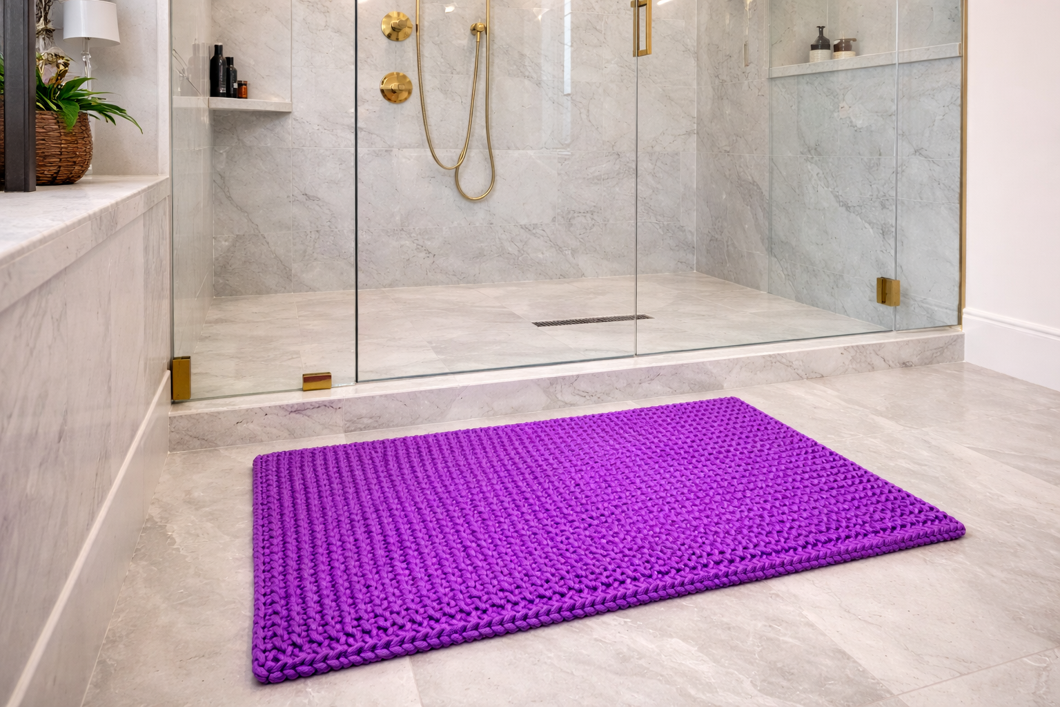 Rankų darbo kilimas „Kilpinukas“ – Purpurinės violetinės spalvos - Image 3